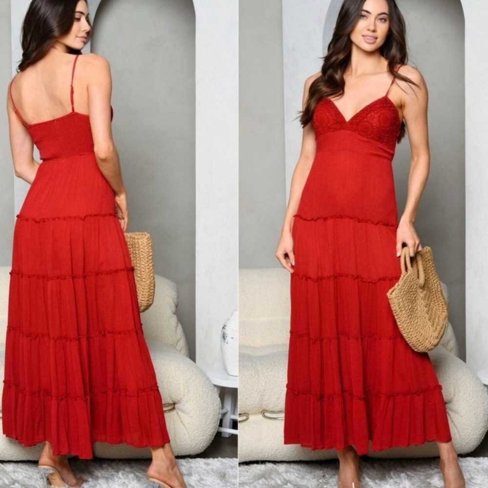 NWT A Sizzling Scarlet Stunner! Boho Crocheted Lace Multi-tiered Maxi Dress Med